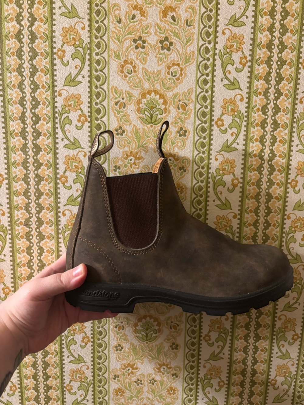 Blundstone Brown Leather Chelsea Boots with Dark Brown Elastic - Picture 4 of 8
